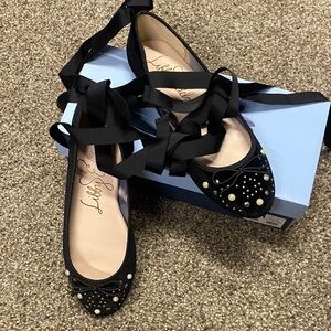 Libby Edelman Black Flats with Bow and Pearl Details